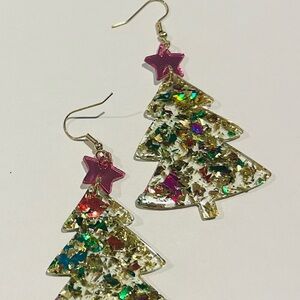 Festive Christmas Tree Earrings with Star
